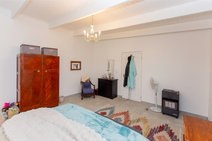 7 Bedroom Property for Sale in Paternoster Western Cape